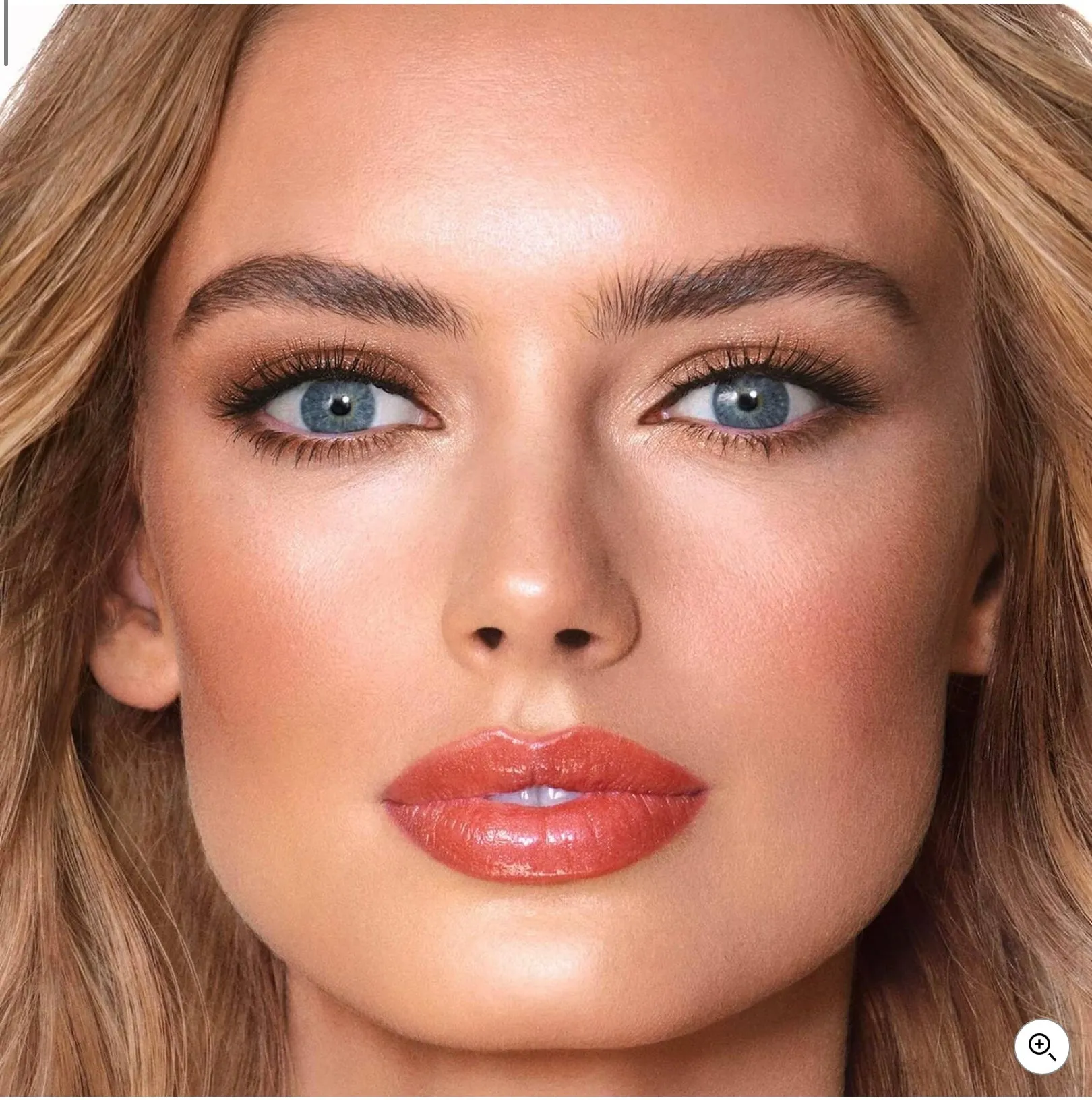 CHARLOTTE TILBURY THE GOLDEN GODDESS LOOK light