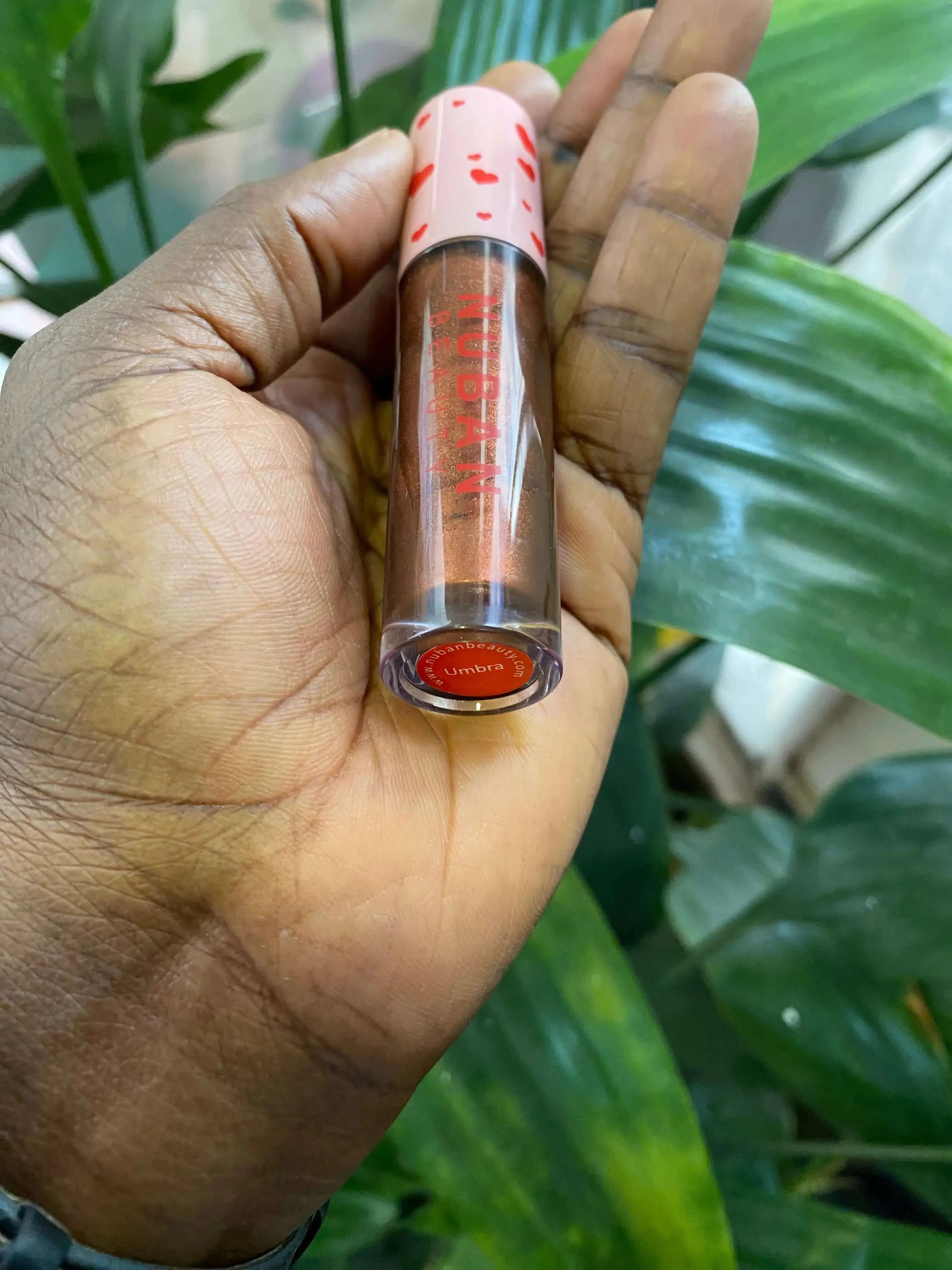 Nuban Velveteen Lip Gloss